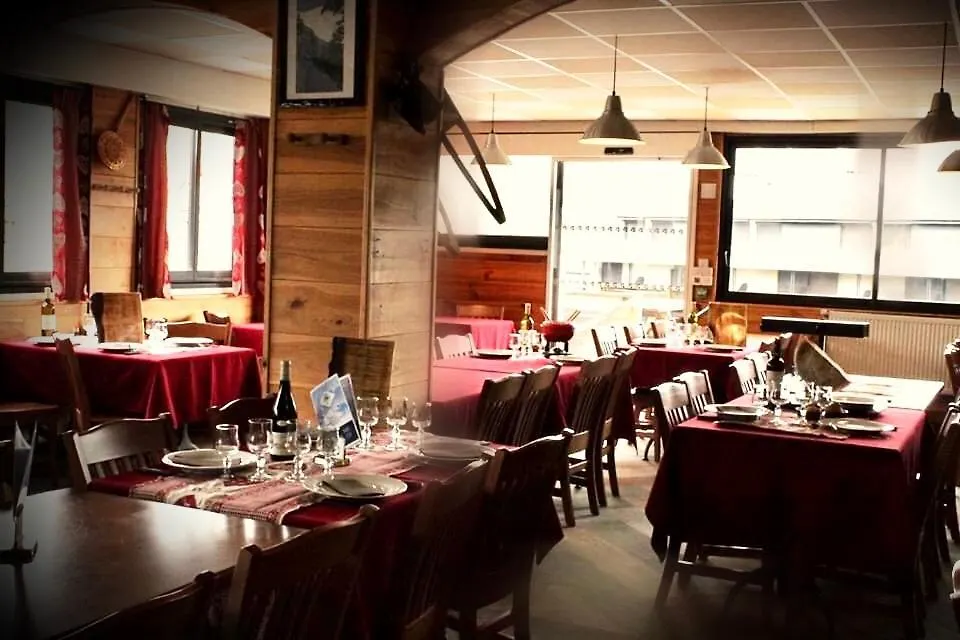Hotel O Chalet 1700 Chalet Ffs Saint-Lary-Soulan