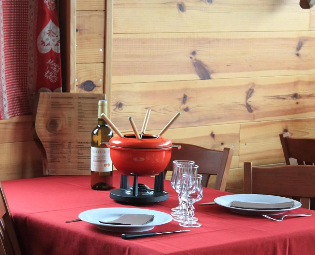 Hotel O Chalet 1700 Chalet Ffs Saint-Lary-Soulan