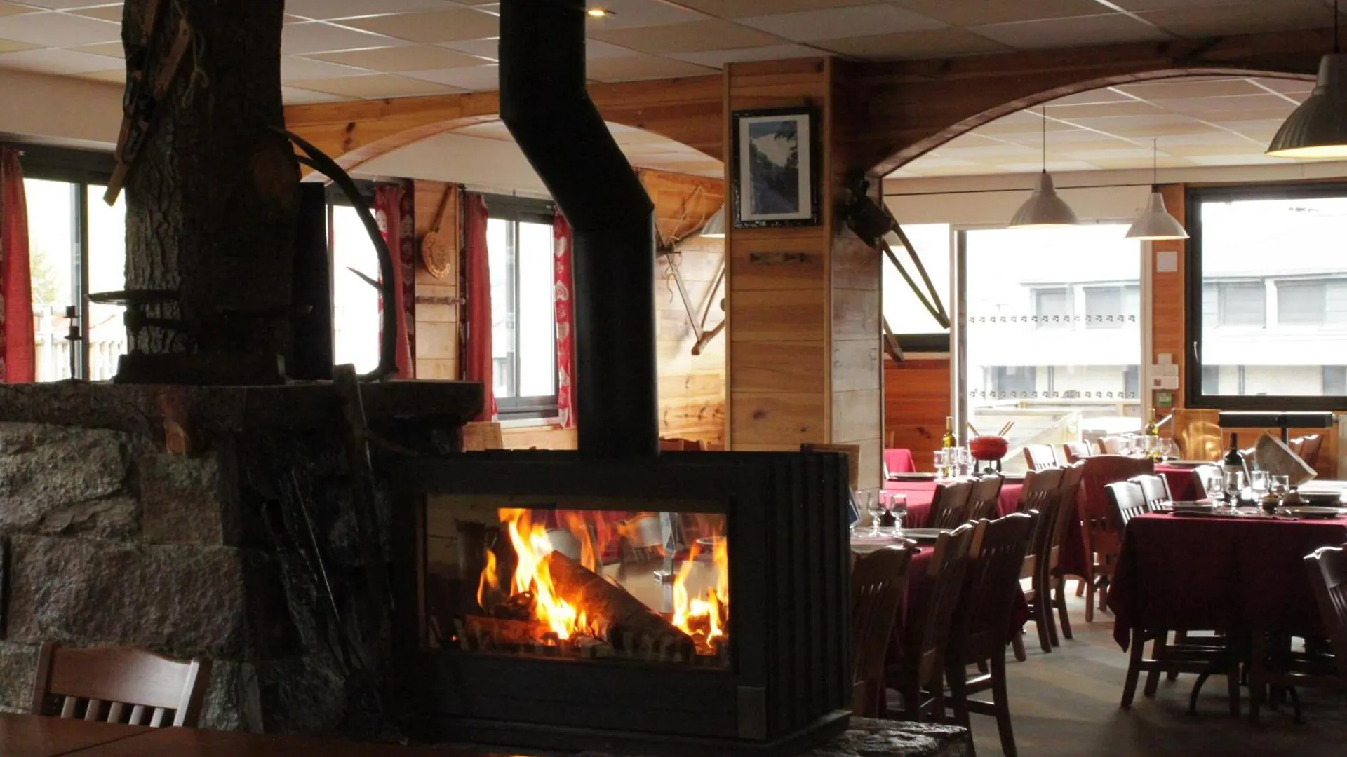 O Chalet 1700 Chalet Ffs Saint-Lary-Soulan Hotel