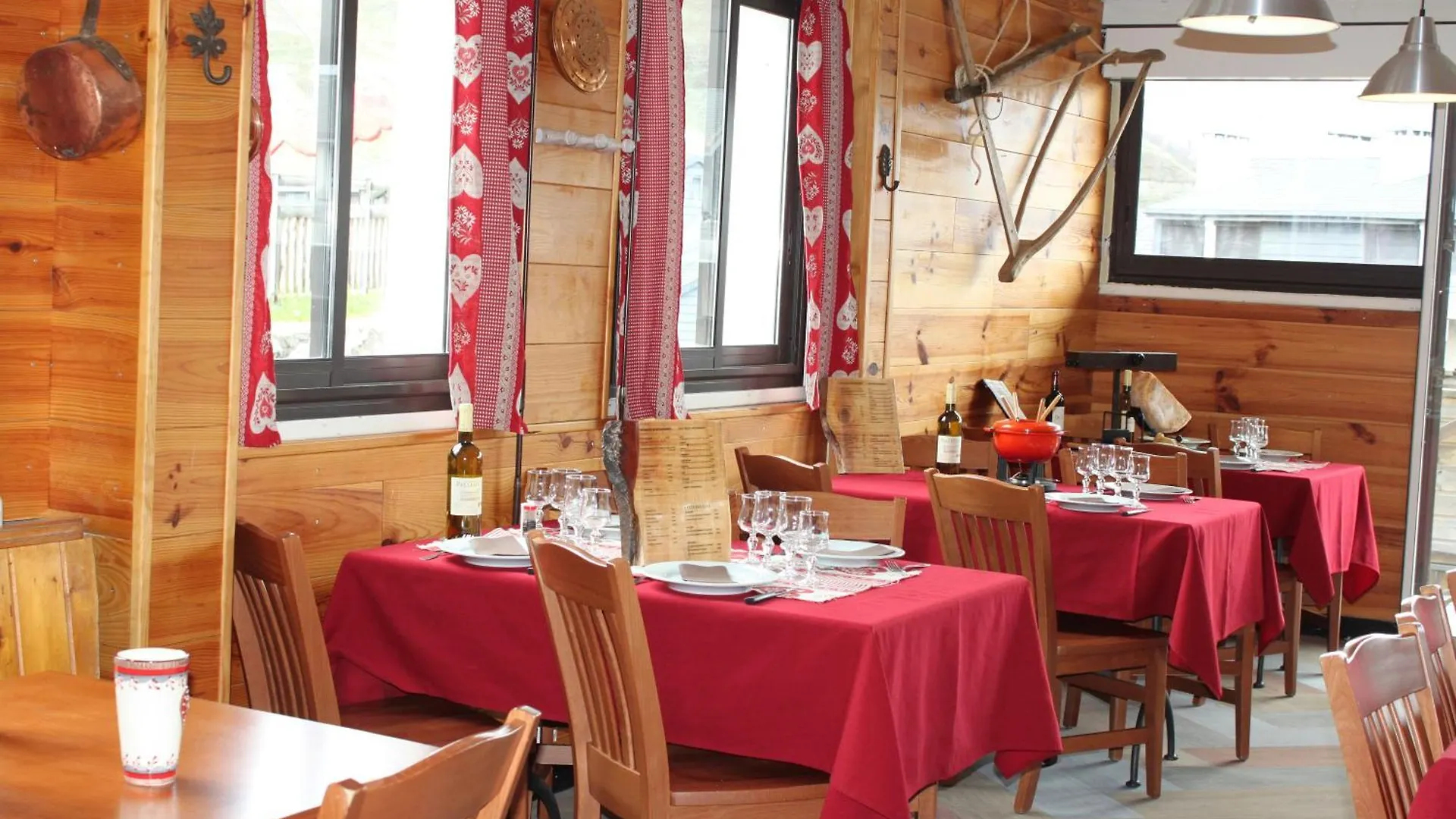 O Chalet 1700 Chalet Ffs Saint-Lary-Soulan Hotel